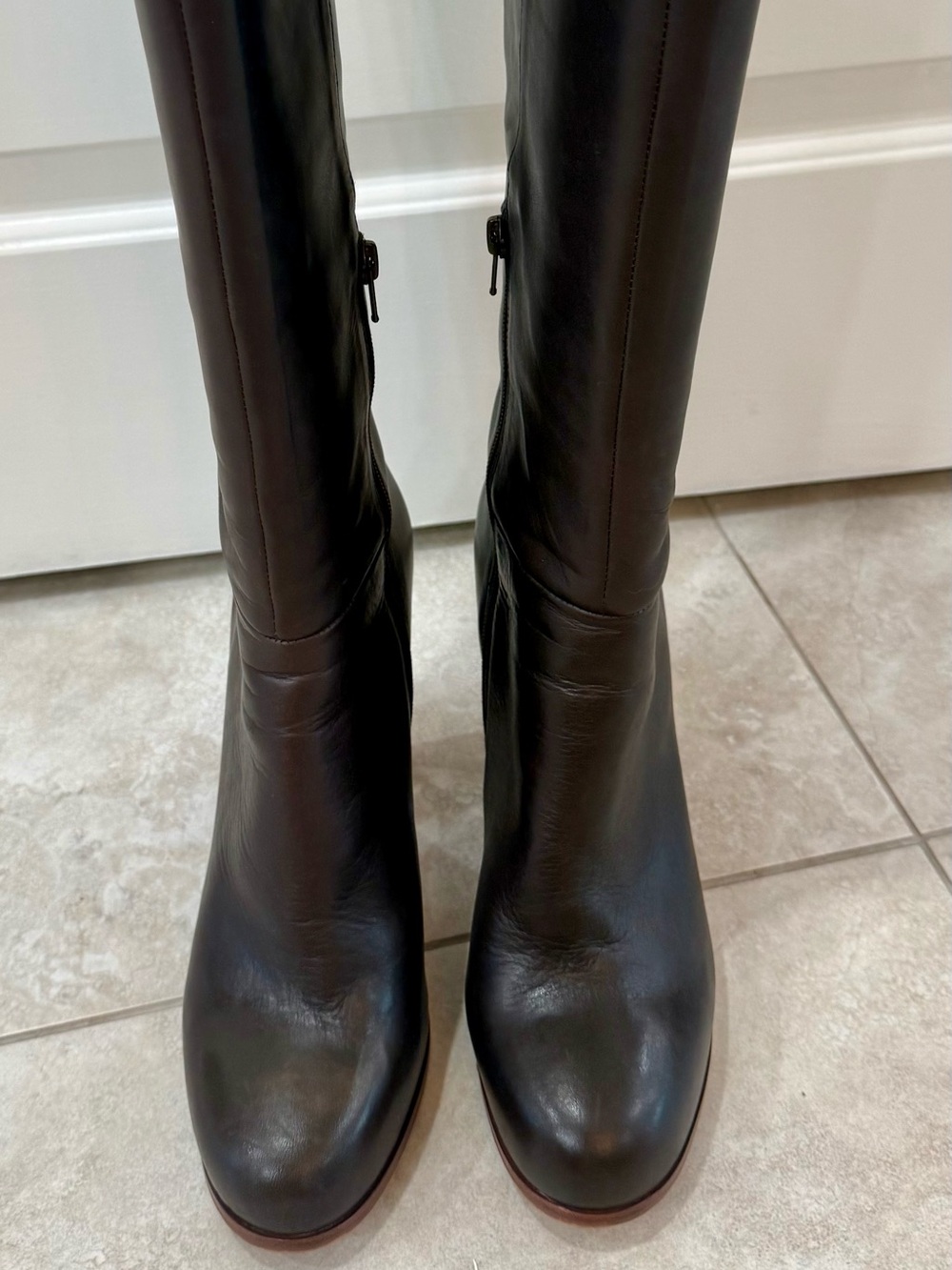 Women’s Black Leather Knee-High Boots